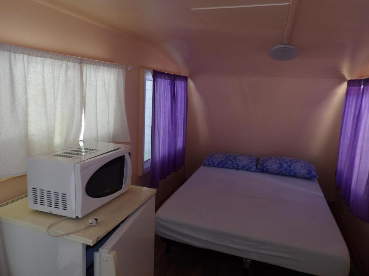 Oasis Country Park Hotel Rugat Buitenkant foto