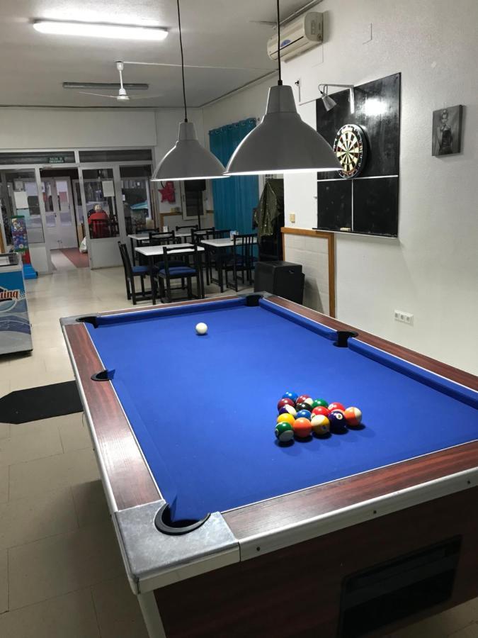 Oasis Country Park Hotel Rugat Buitenkant foto