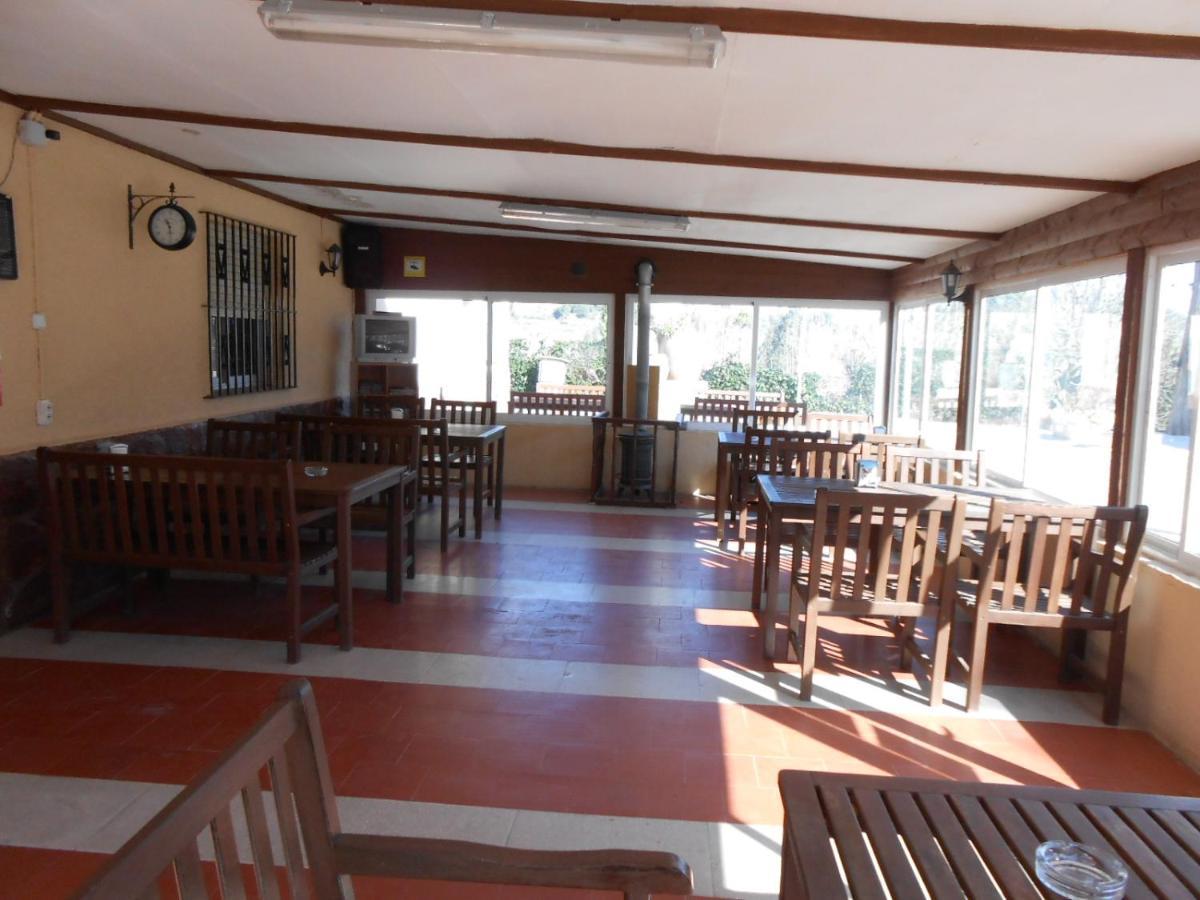 Oasis Country Park Hotel Rugat Buitenkant foto
