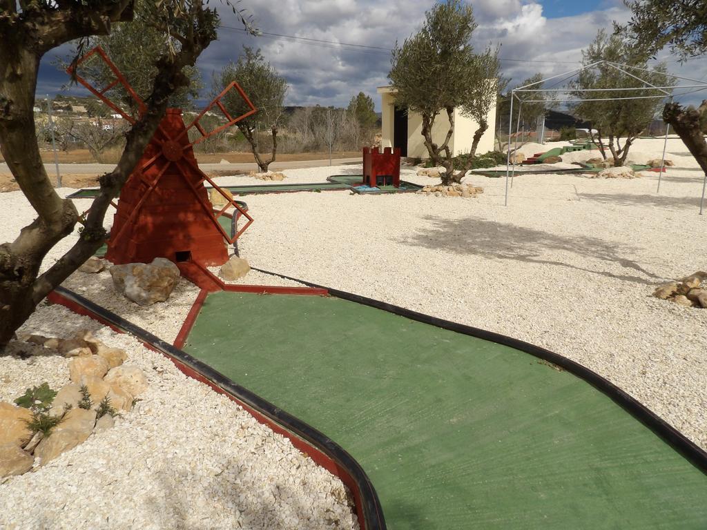 Oasis Country Park Hotel Rugat Buitenkant foto